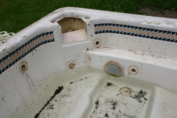 Tub Disposal in Daytona Beach